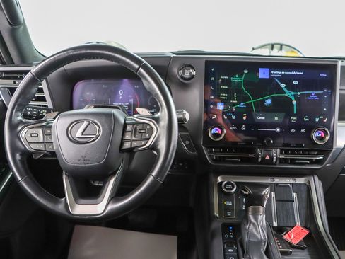 Used 2024 Lexus GX 550 w/ Accessory Package (Z1) AWD/4WD image 18