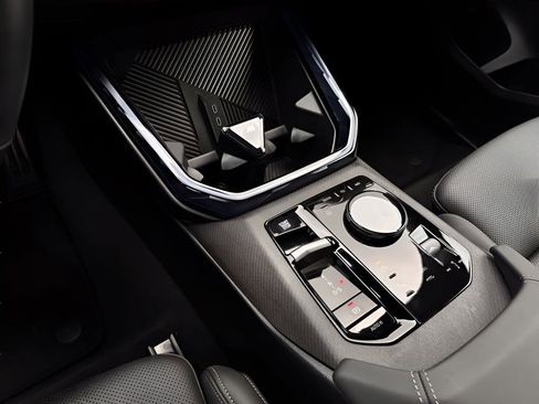 Used 2025 BMW X3 xDrive30i w/ Premium Package AWD/4WD image 14