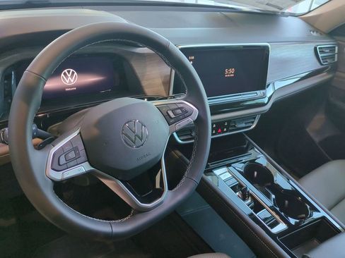 New 2026 Volkswagen Atlas SEL AWD/4WD image 14