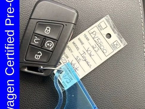 Used 2023 Volkswagen Tiguan SE w/ Panoramic Sunroof Package AWD/4WD image 34