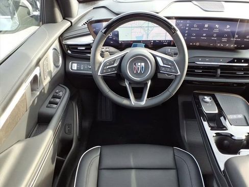 New 2026 Buick Enclave Avenir w/ Super Cruise Package image 18