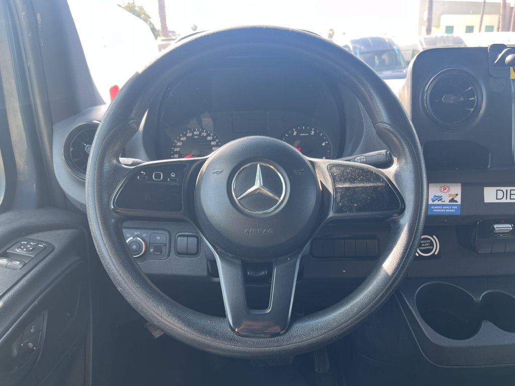 Used 2019 Mercedes-Benz Sprinter 144 image 17
