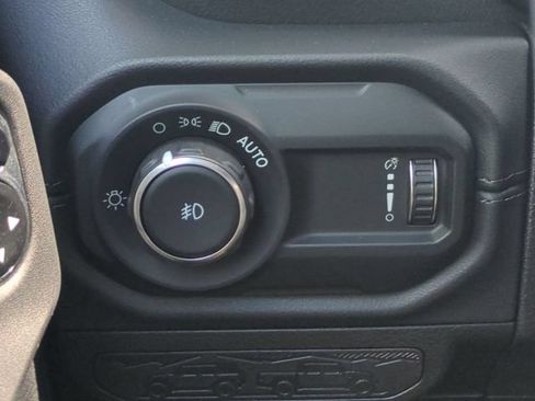 Certified 2024 Jeep Wrangler Unlimited Sahara w/ Safety Group AWD/4WD image 16