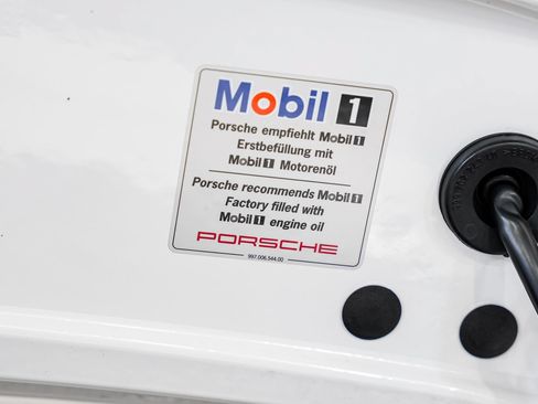 Used 2010 Porsche 911 GT3 RWD image 42
