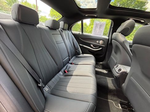Used 2022 Mercedes-Benz E 350 4MATIC Sedan image 21