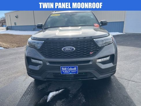 Used 2020 Ford Explorer ST w/ ST Street Pack image 9