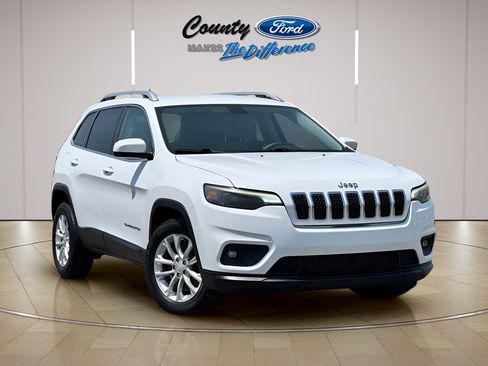 Used 2019 Jeep Cherokee Latitude w/ Popular Appearance Group FWD image 1
