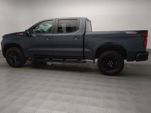 Used 2019 Chevrolet Silverado 1500 Custom Trail Boss w/ Custom Convenience Package AWD/4WD image 3