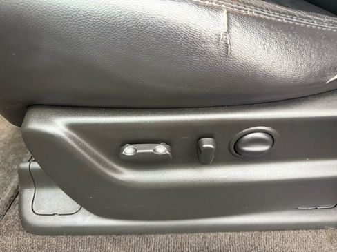 Used 2011 Chevrolet Suburban LT w/ Luxury Package image 13