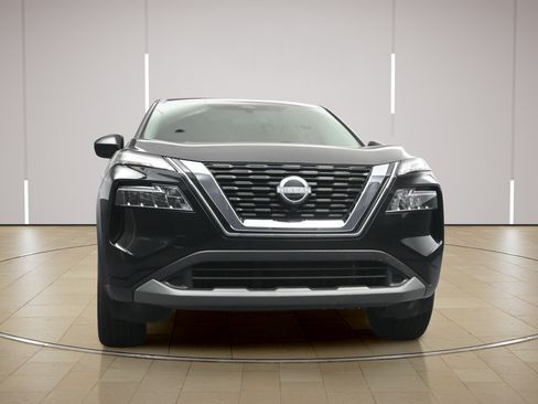 Certified 2023 Nissan Rogue SV FWD image 20
