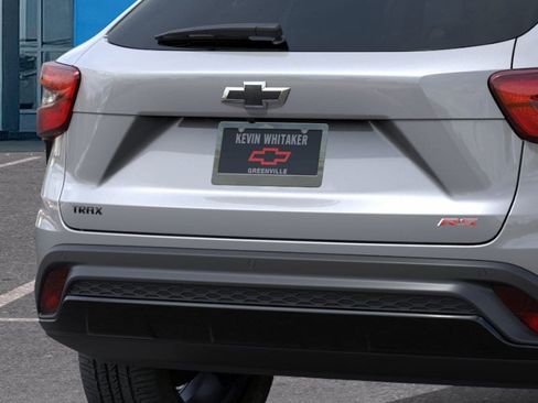 New 2026 Chevrolet Trax RS w/ Driver Confidence Package FWD image 38