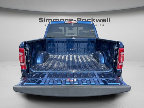 Used 2023 RAM 1500 Big Horn AWD/4WD image 10