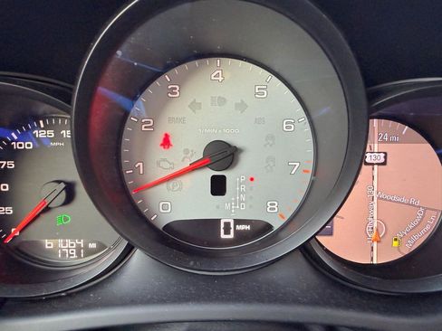 Used 2015 Porsche Macan S w/ Premium Package Plus image 29