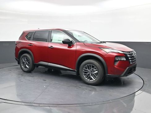 Certified 2026 Nissan Rogue S image 7