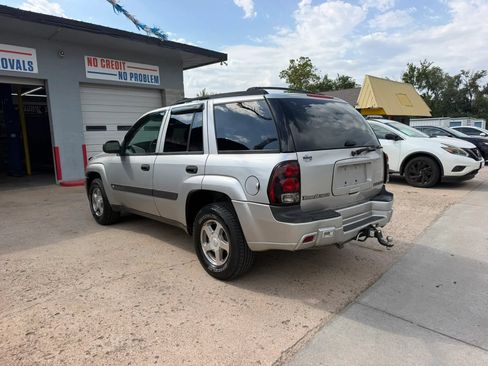 Used 2004 Chevrolet TrailBlazer LS w/ LS Preferred Equipment Group RWD image 5