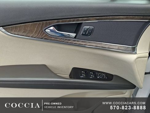 Used 2017 Lincoln MKX Select w/ Select Plus Package AWD/4WD image 12
