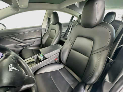Used 2018 Tesla Model 3 Long Range RWD image 13