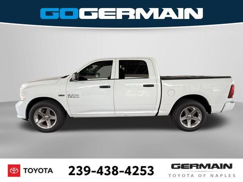 Used 2017 RAM 1500 Express w/ Express Value Package RWD image 3