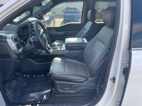 Used 2025 Ford F150 Lariat w/ Equipment Group 502A High AWD/4WD image 15