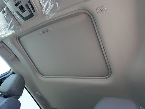 New 2026 Toyota Sienna XLE FWD image 16