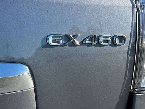 Used 2017 Lexus GX 460 Premium image 38