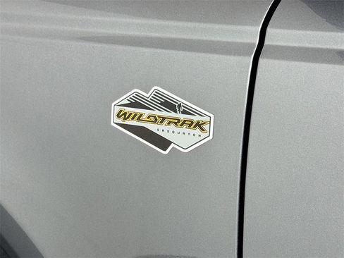 Used 2021 Ford Bronco Wildtrak image 11