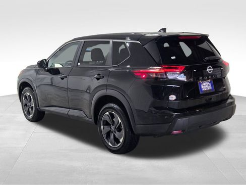Used 2025 Nissan Rogue SV image 20