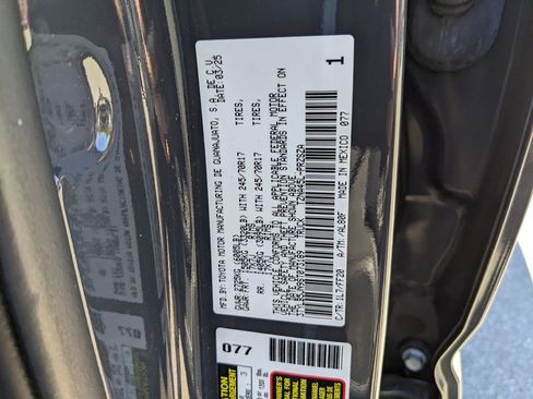 Used 2025 Toyota Tacoma SR5 image 37