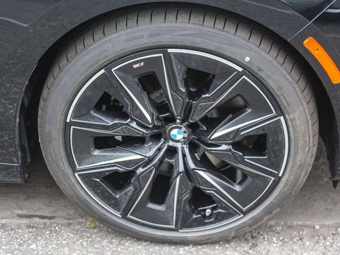 New 2026 BMW 740i w/ Premium Package image 9