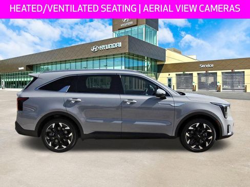 Used 2025 Kia Sorento SX FWD image 4