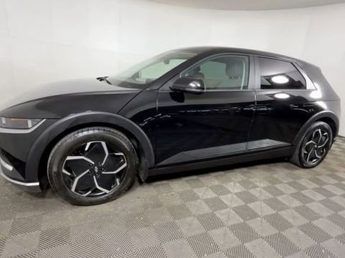 Used 2024 Hyundai Ioniq 5 SE RWD image 9