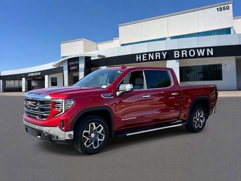 Used 2025 GMC Sierra 1500 SLT w/ SLT Premium Package AWD/4WD image 1