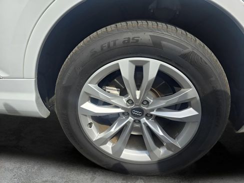 Used 2019 Audi Q7 3.0T Premium w/ Convenience Package AWD/4WD image 16
