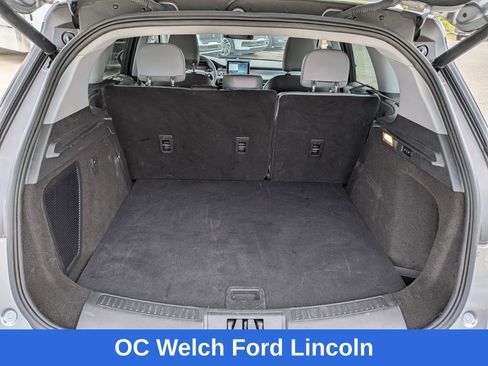 Used 2022 Lincoln Corsair FWD w/ Equipment Group 101A image 6