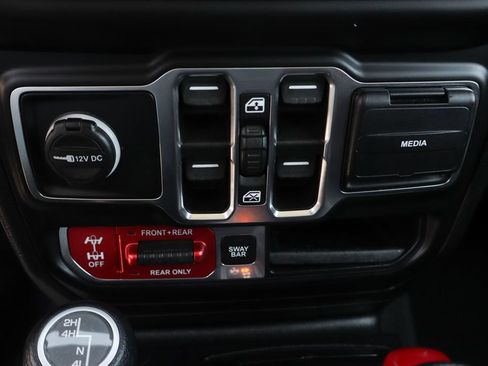 Used 2020 Jeep Wrangler Unlimited Rubicon AWD/4WD image 34