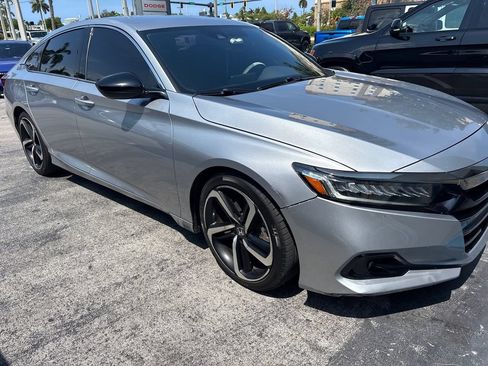 Used 2021 Honda Accord Sport image 3