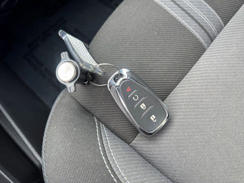 Used 2025 Chevrolet Blazer LT image 22