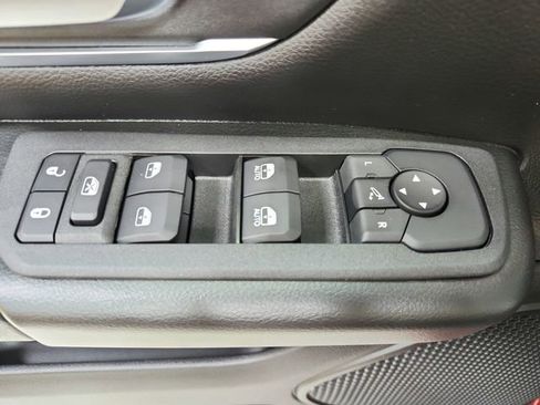 Used 2025 RAM 1500 Big Horn image 35