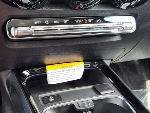 Used 2026 Mercedes-Benz GLB 250 GLB 250 image 18