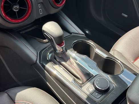 Used 2025 Chevrolet Blazer RS FWD image 29