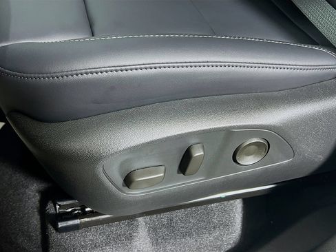 New 2026 GMC Acadia Elevation w/ Elevation Premium Package AWD/4WD image 15