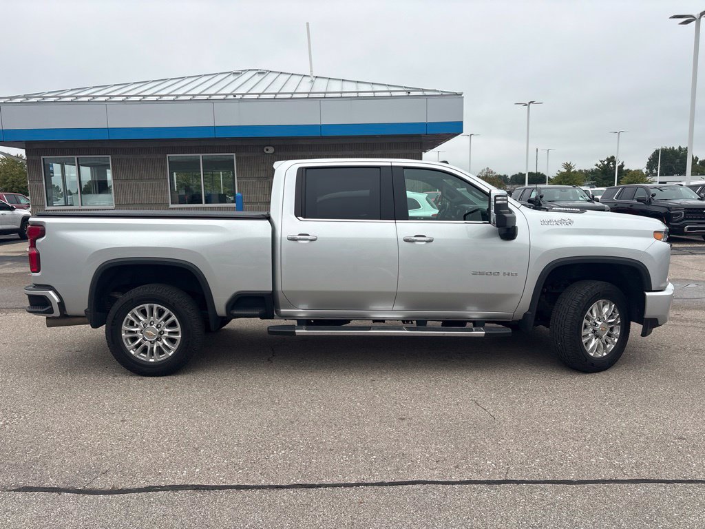 Used 2022 Chevrolet Silverado 2500 High Country w/ Safety Package II AWD/4WD image 11