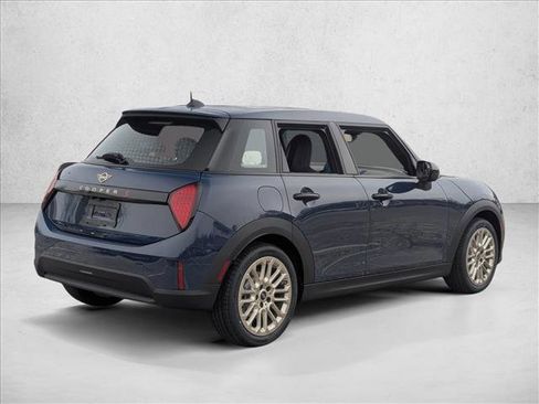 New 2026 MINI Cooper S image 2