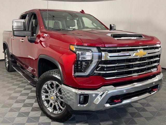 Used 2026 Chevrolet Silverado 2500 LTZ w/ LTZ Plus Package AWD/4WD image 45