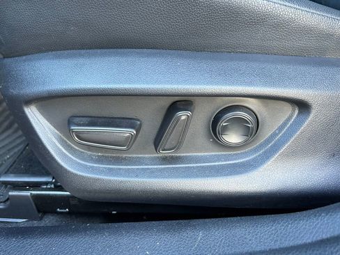 Used 2025 Toyota Camry XSE image 16