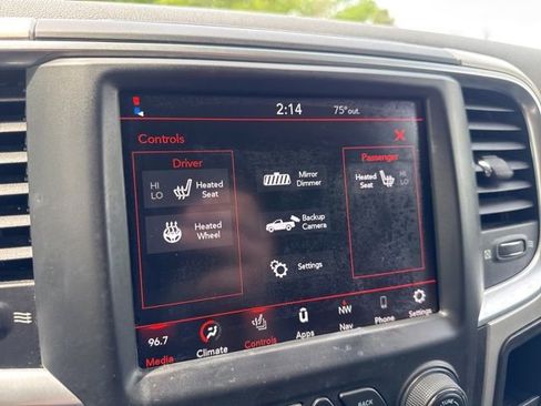 Used 2020 RAM 1500 Classic SLT w/ Luxury Group image 20