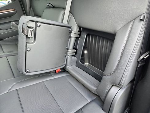 New 2025 GMC Sierra 1500 Denali image 16