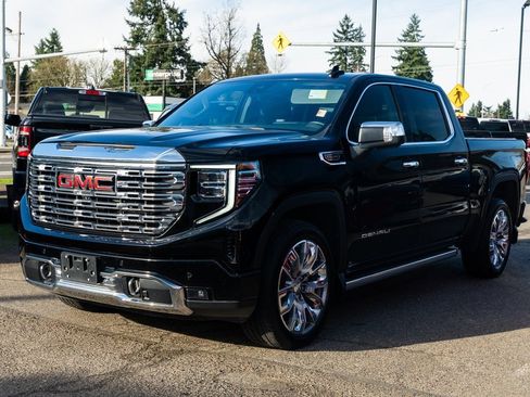 Used 2023 GMC Sierra 1500 Denali w/ Denali Reserve Package image 3