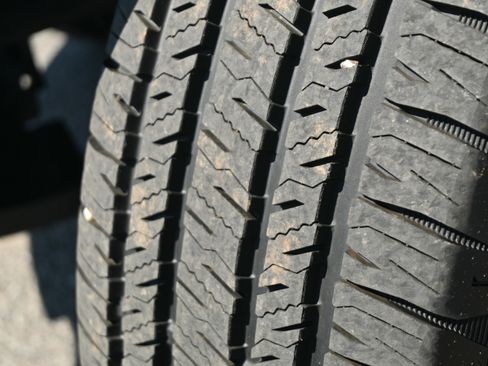 Used 2025 Jeep Wrangler Unlimited Sahara AWD/4WD image 12