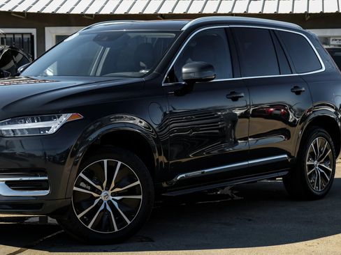 Used 2022 Volvo XC90 T8 Inscription Expression image 7